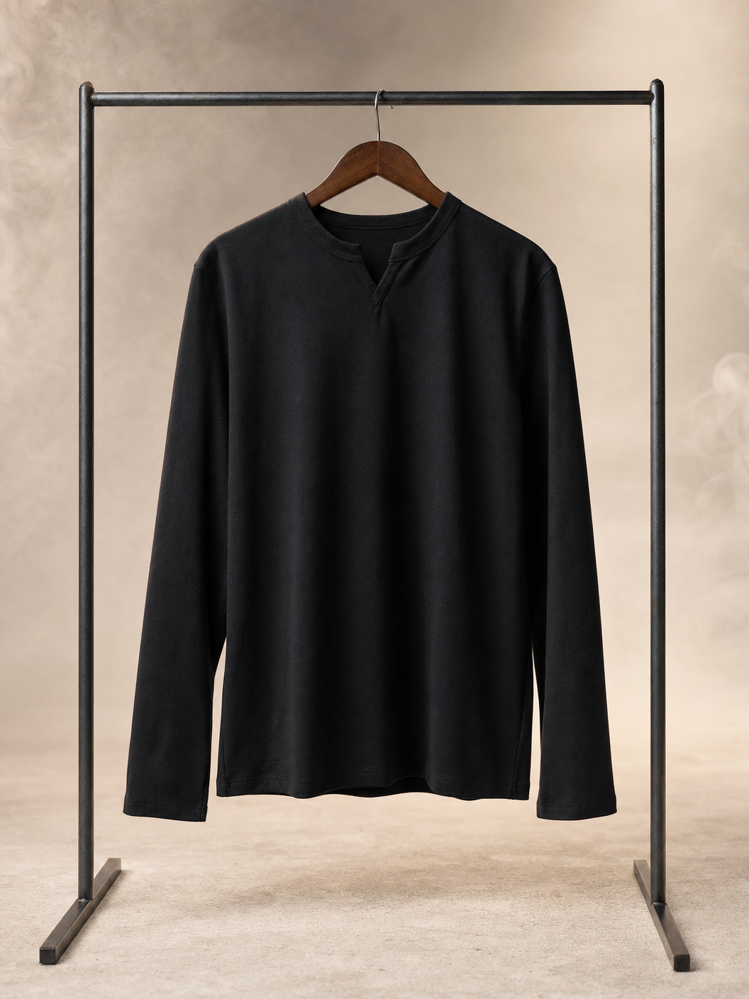 Henley manga longa preta