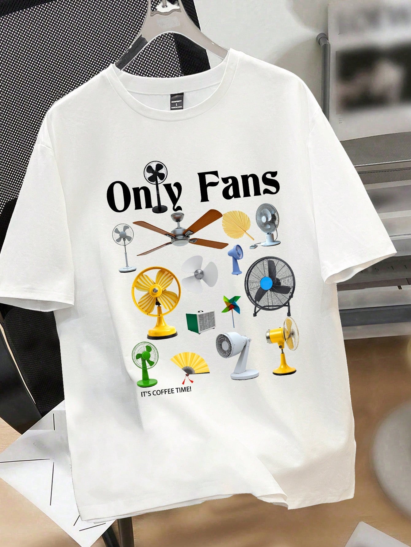 Camiseta Manfinity Hypemode preta · Y2k retro